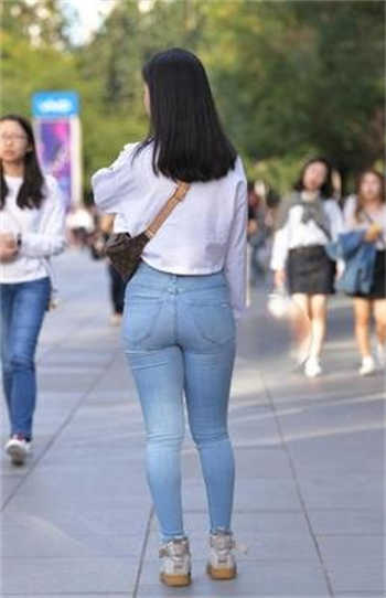 女主叫十一男主叫战夜