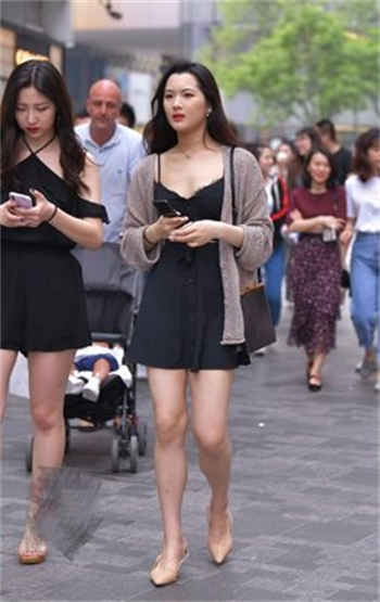 扒衣播理论片