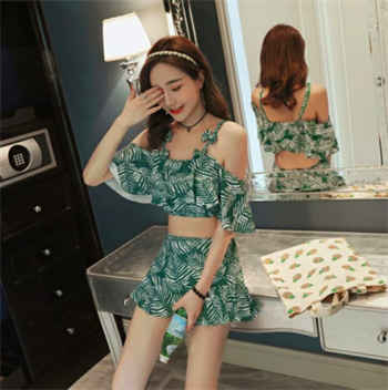 女老师邀请我打扑克的电影