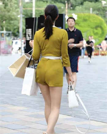 番甜甜是谁