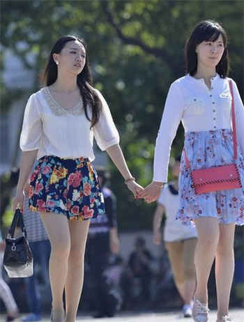 日本香蕉伊在线观看