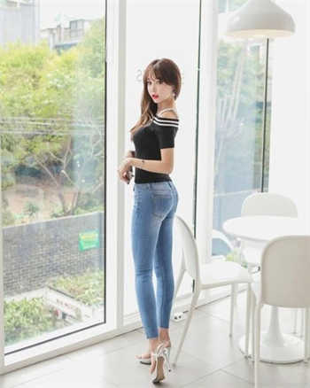 上海金融女廖蕾