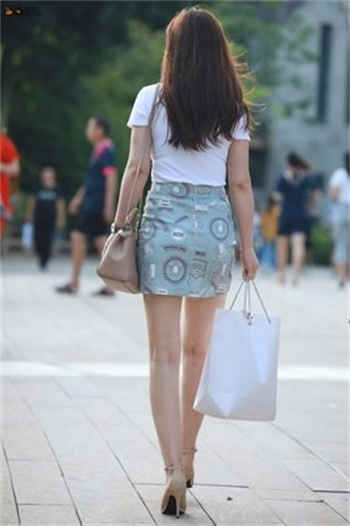 堕胎女神周二珂是什么梗