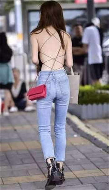 小妲己改名叫小狐狸