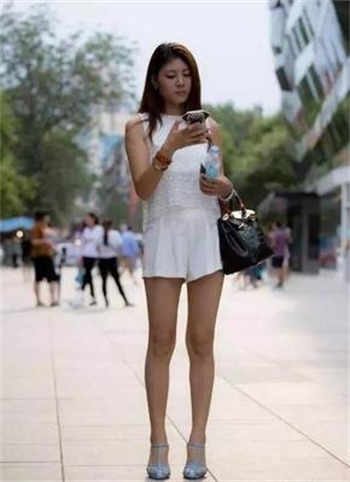 老树开花老赵孙潇潇