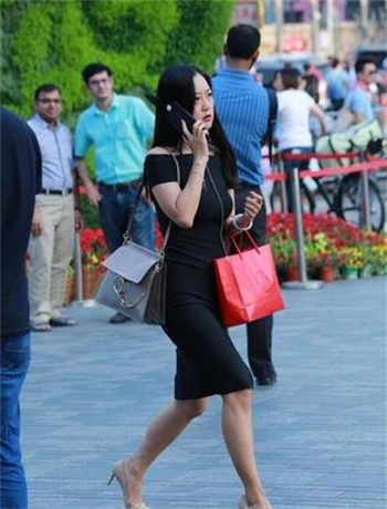 儿子耕妈荒废的肥田