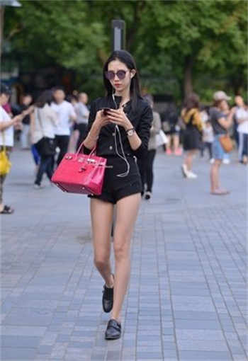 强迫发顾依依