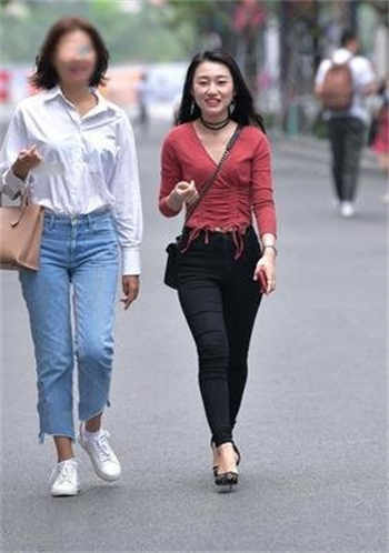 妈妈想补偿女儿木鱼