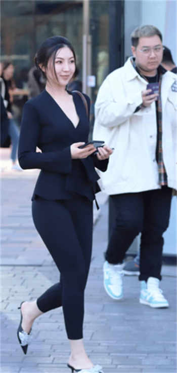 长发飘飘的优美句子
