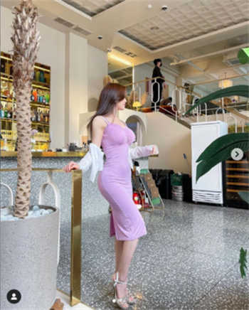 首领十七岁老婆