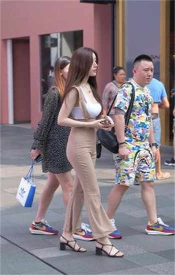 zxfuli午夜频道